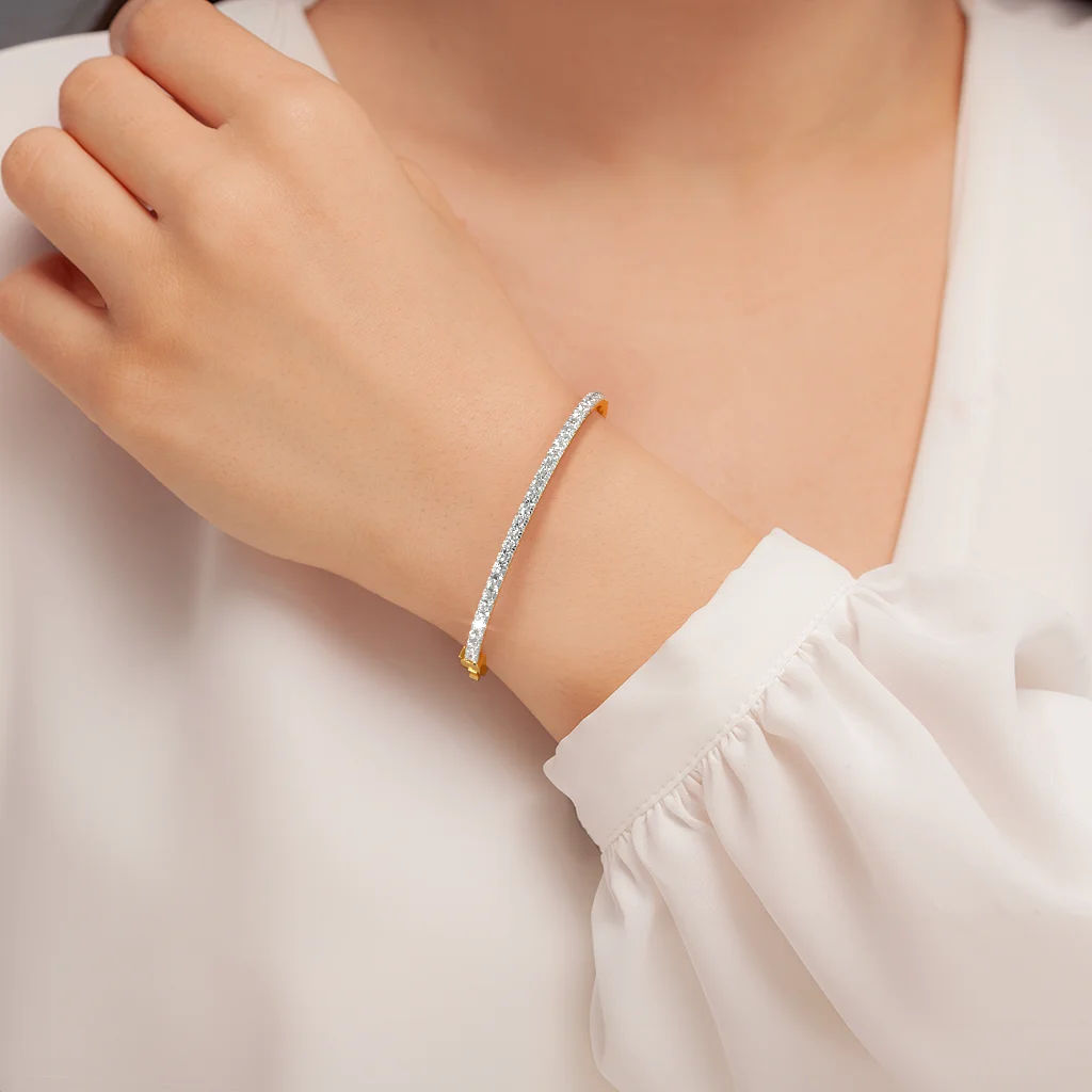 Glimmer Shimmer Oval Bangle hover