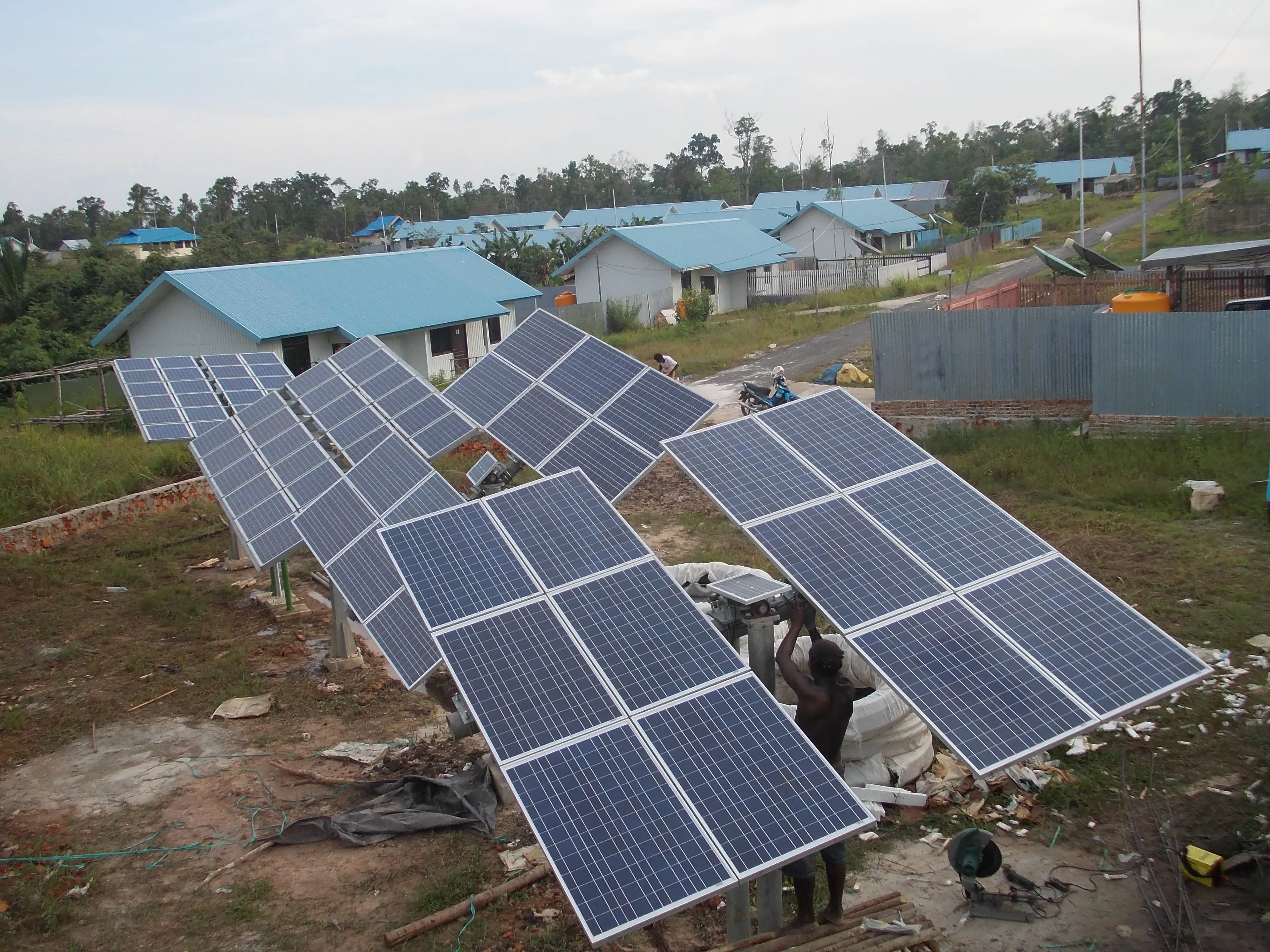 PLTS Terpusat 15kWp Off-Grid · Merauke, Papua