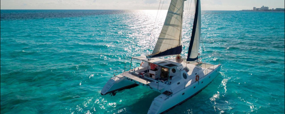 catamaran cancun