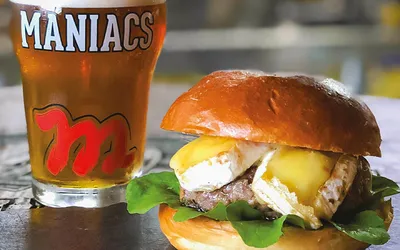 burguer-week-hamburguerias-de-curitiba-e-sao-paulo-se-unem-as-cervejarias-maniacs-e-brooklyn