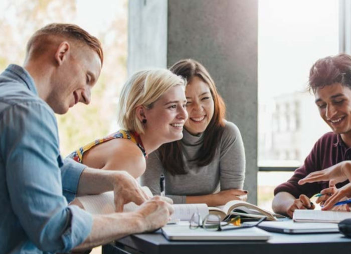 Leerlingen_samenwerken_onderwijs