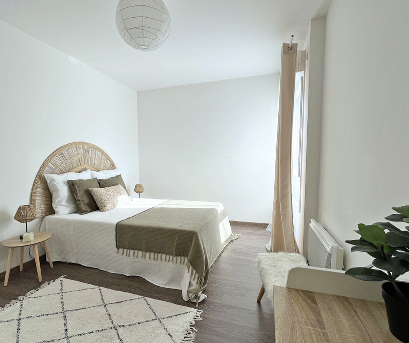 Home staging chambre parentale après par antepostea Nantes