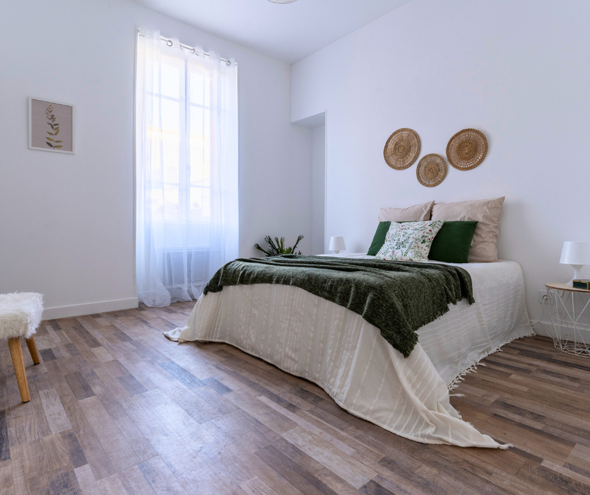 Chambre meublée et décorée home staging Antepostea