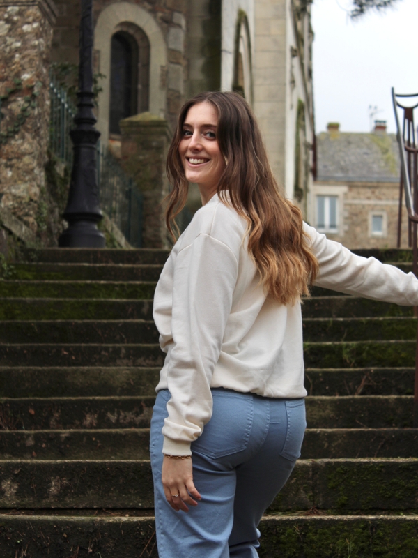 Pull blanc cassé à tissu de coton, sweat fin avec écriture, nommé Fira