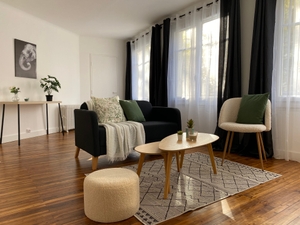 Home staging salon après appartement vide à Nantes