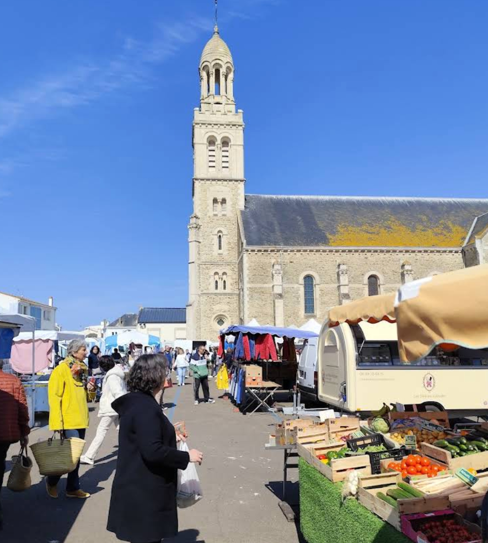 marche saint gilles croix de vie vendee