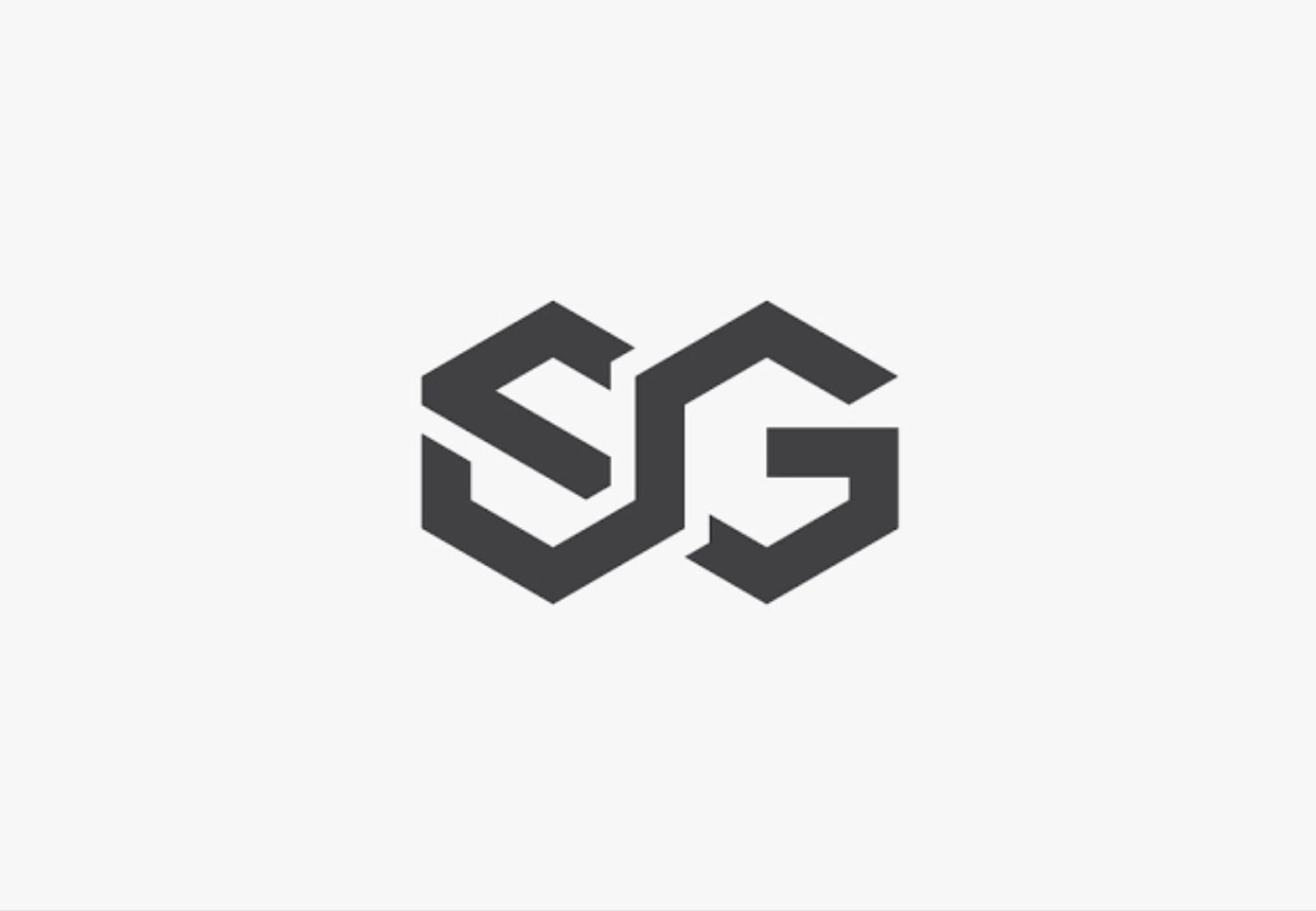 SWAGGI T-SHIRT
