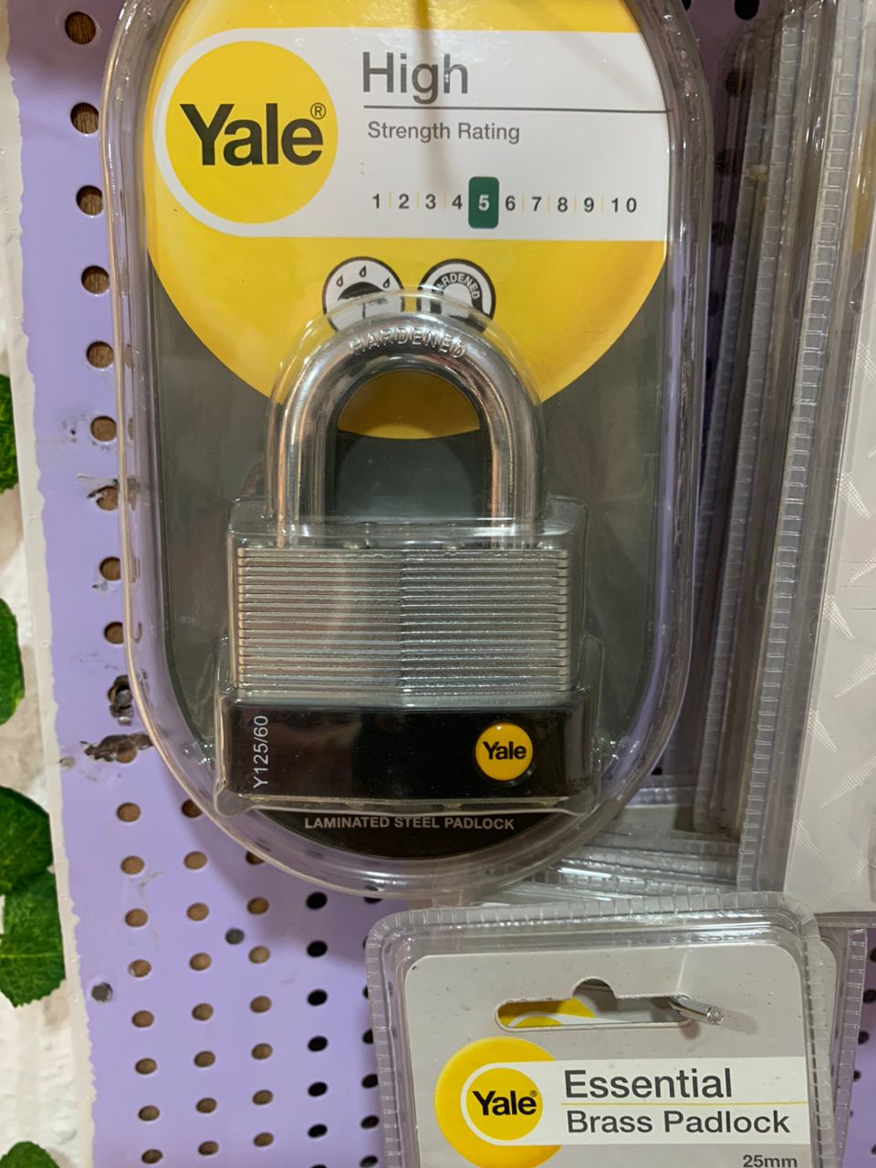 60mm Yale Laminated Steel Padlock  Y125/60 Image