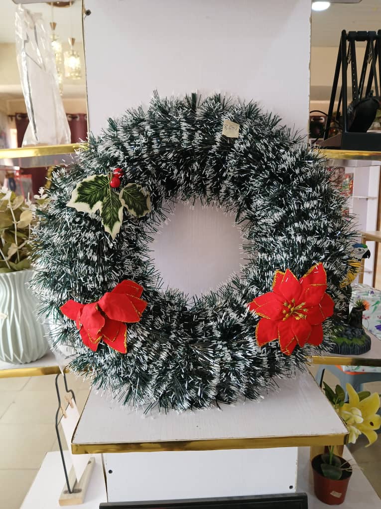 Snow tips Door/Wall Wreath Image