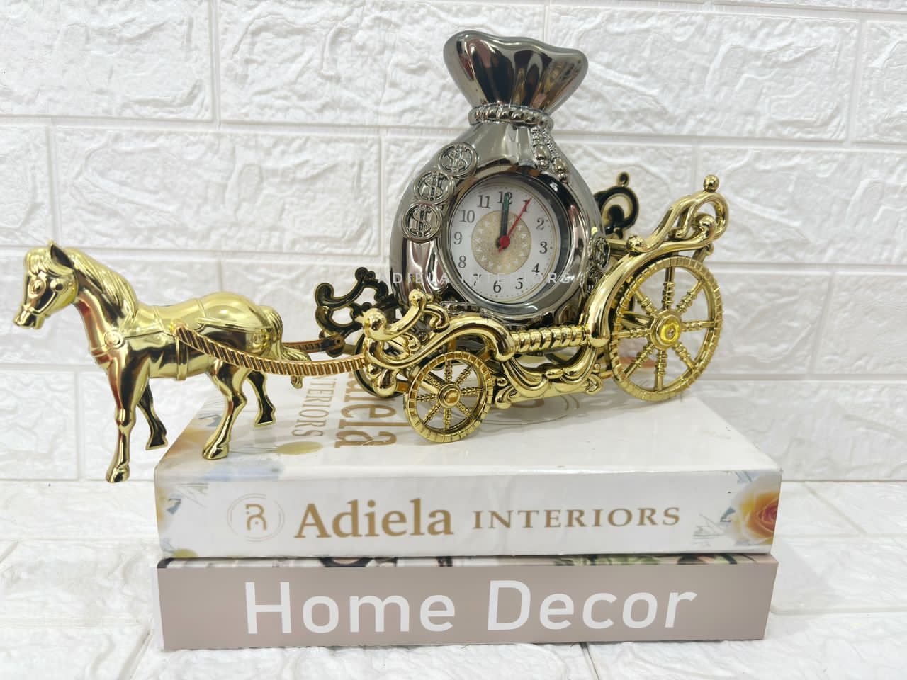 Horse Carriage Alarm Clock Image