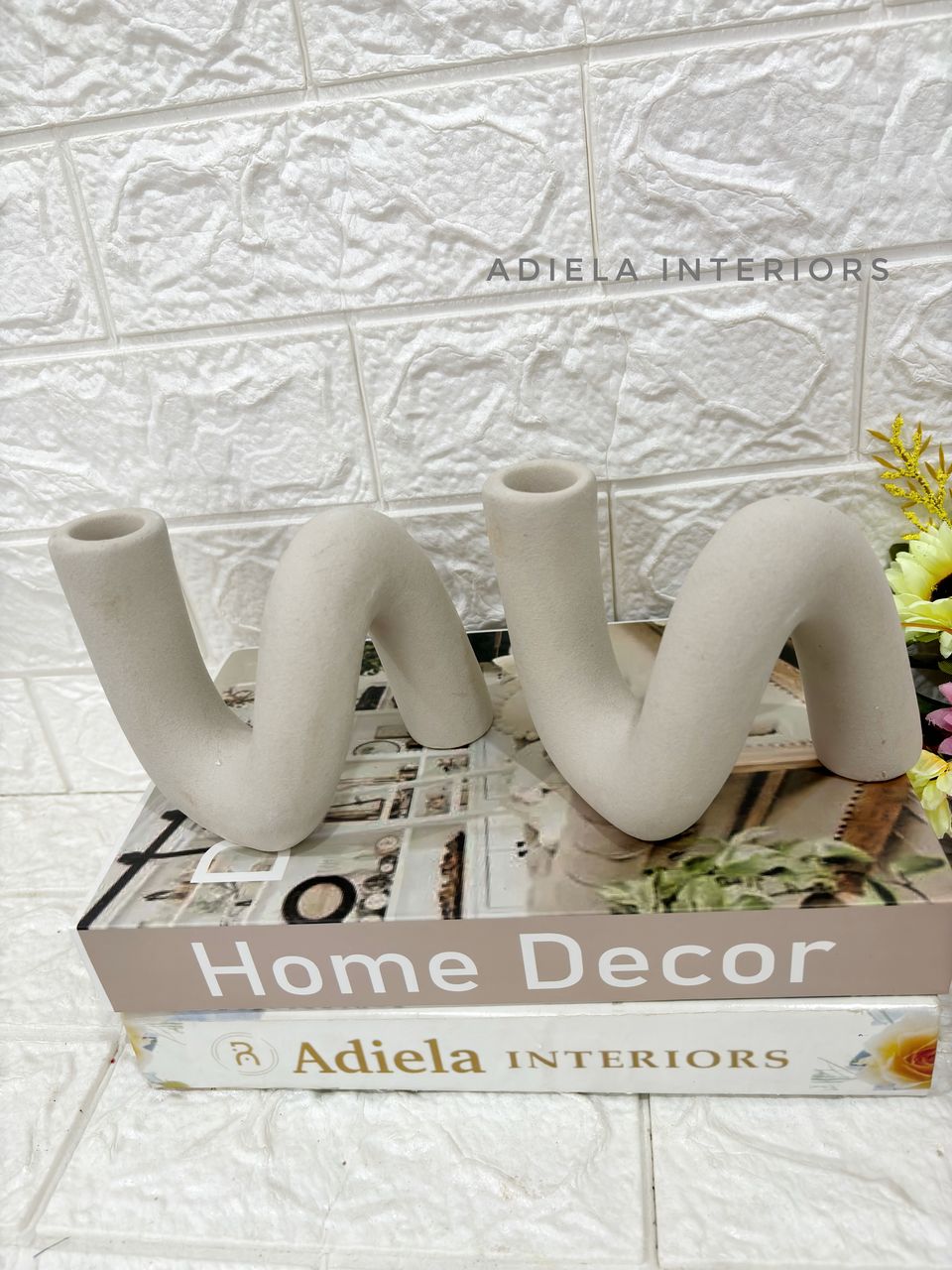 Mini "n" Ceramic Vase/Decor Image