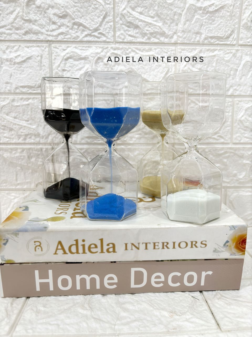 Hour Glass Decor Image