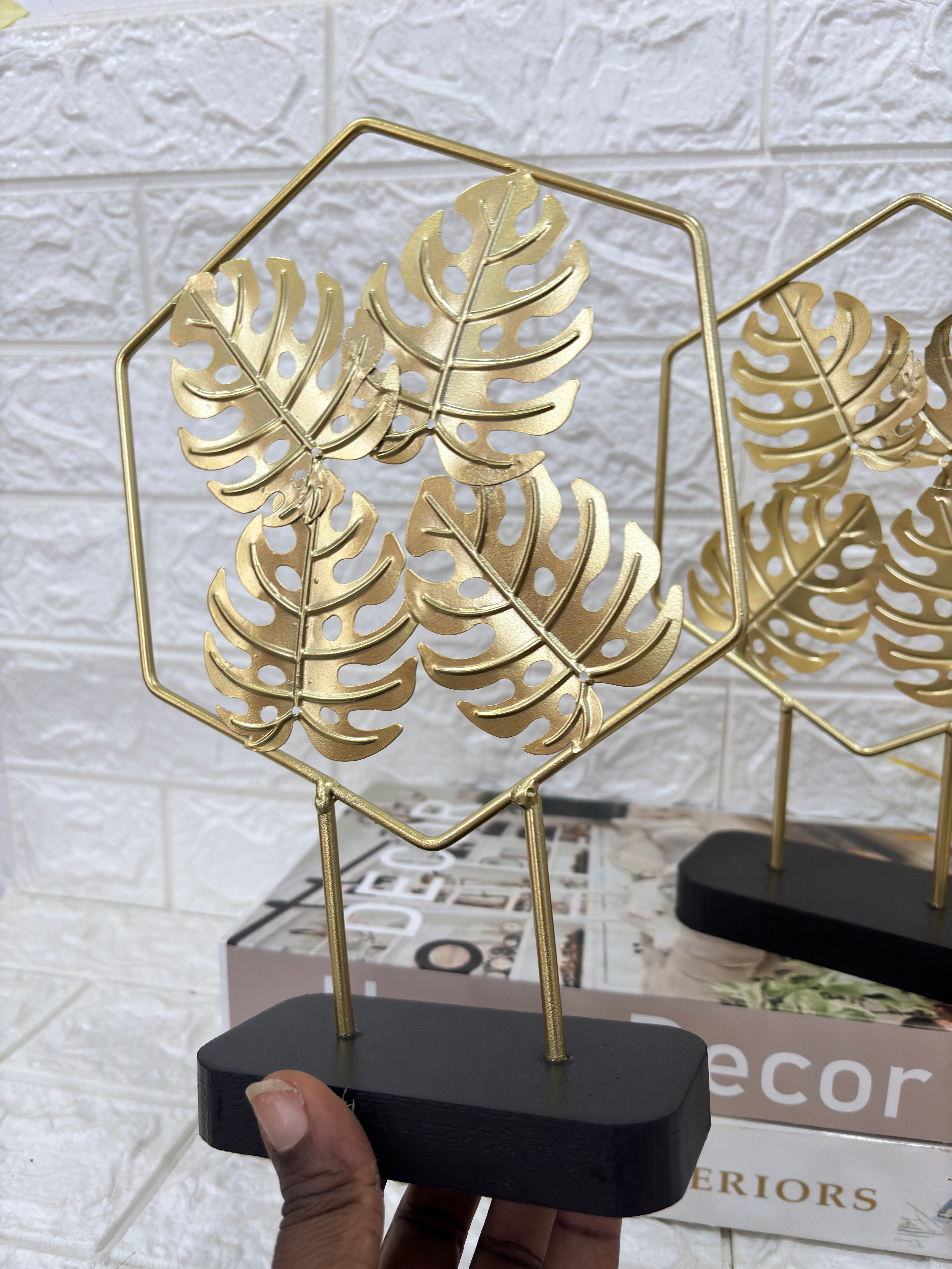 Monstera Leaf Metal Decor- Style 2 Image