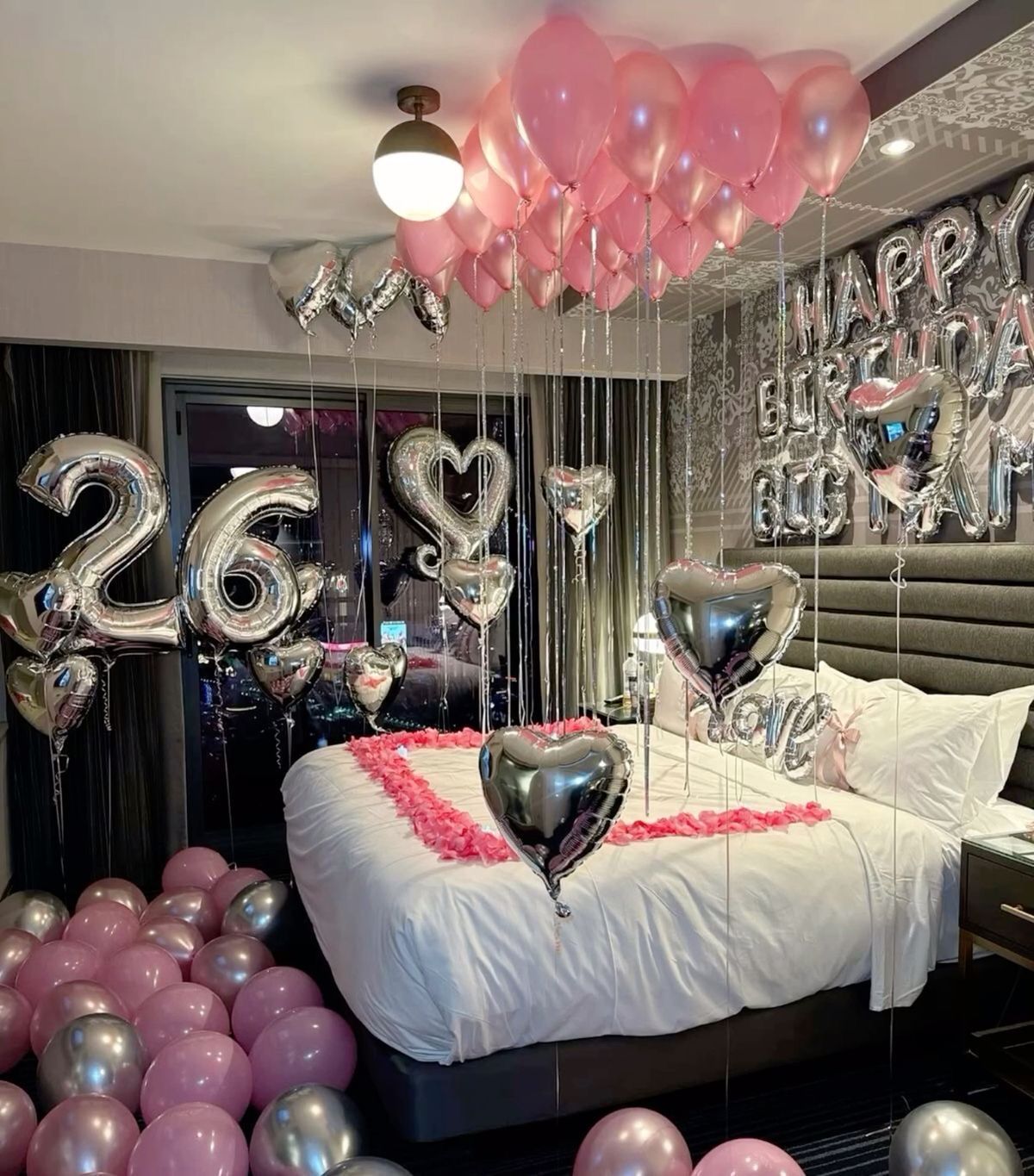 Pink & silver birthday decor Image