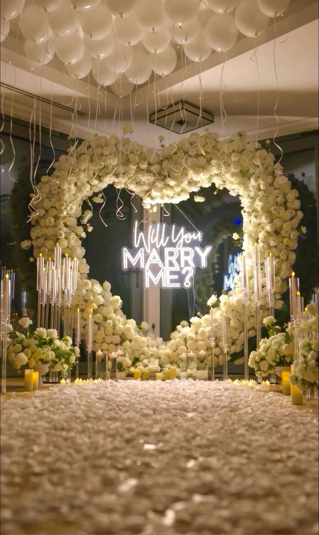 White rental proposal decor Image