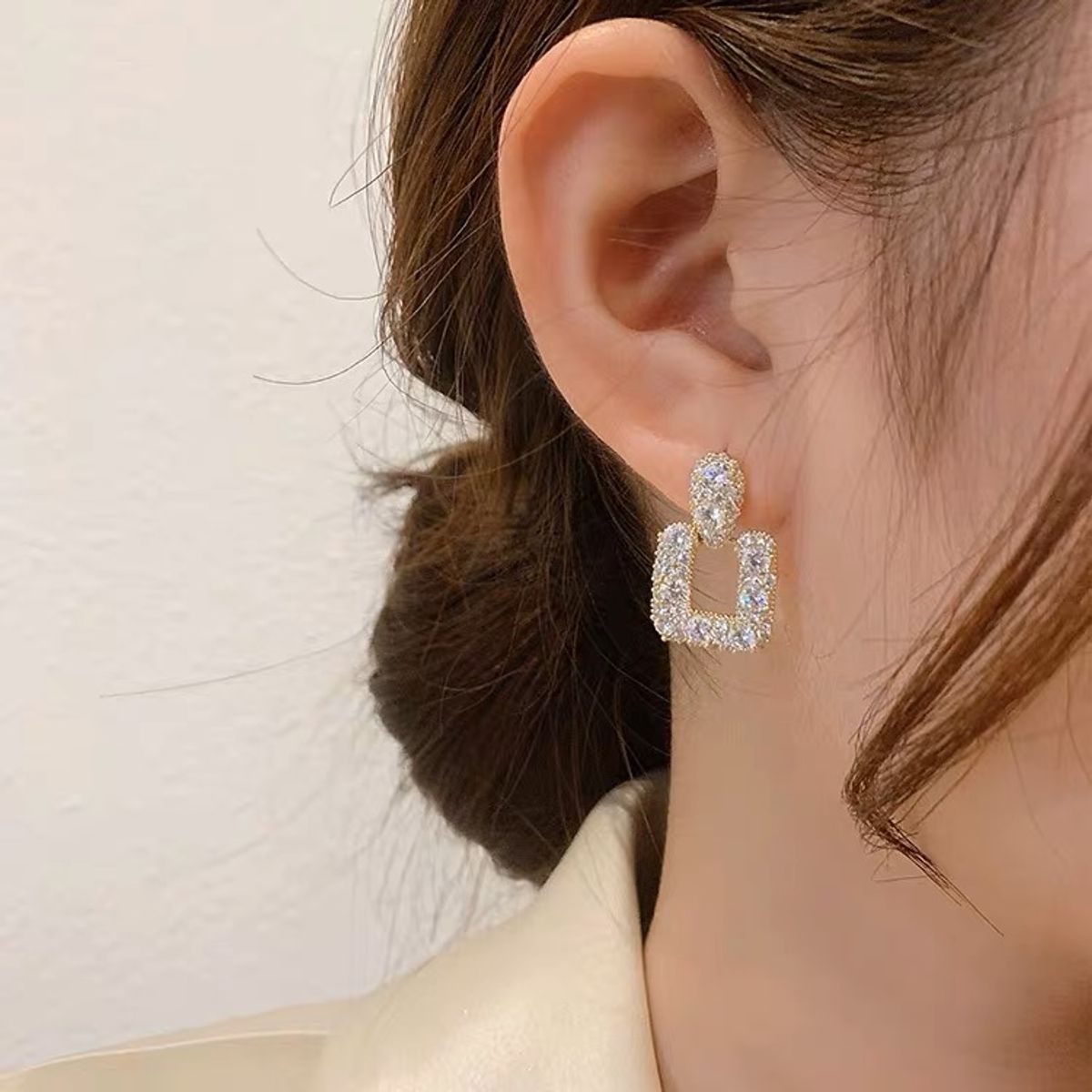 Don’t be late princess earrings JW147 image