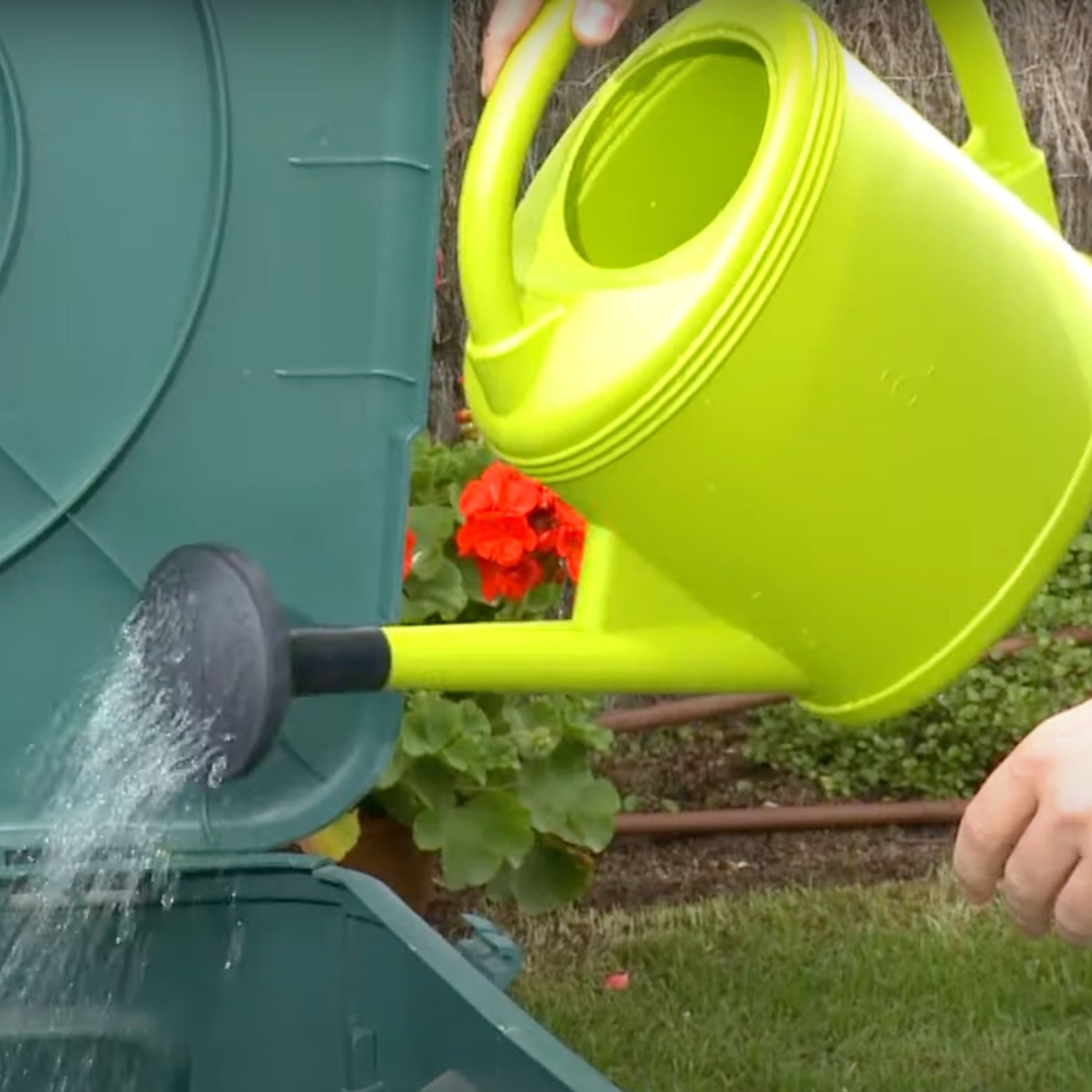 How to make compost at home with the Composter by COMPO - StepAlong by  Eliot Primault