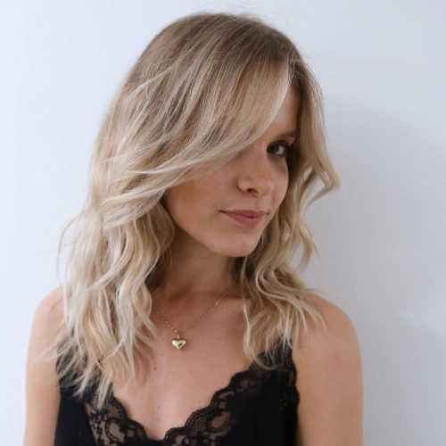 Medium Hairstyles With Fringe And Layers (Photo 9 of 20)