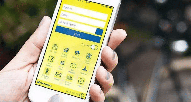 Aplicativo Banco do Brasil Celular com aplicativo do Banco do Brasil aberto