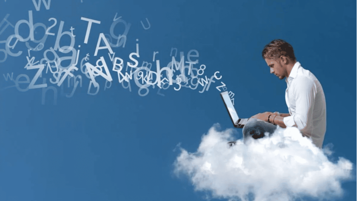 Homem assistindo filmes para empreendedor