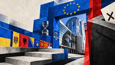 Optimism About EU Enlargement Out of Tune with Shifting Sentiment in Europe