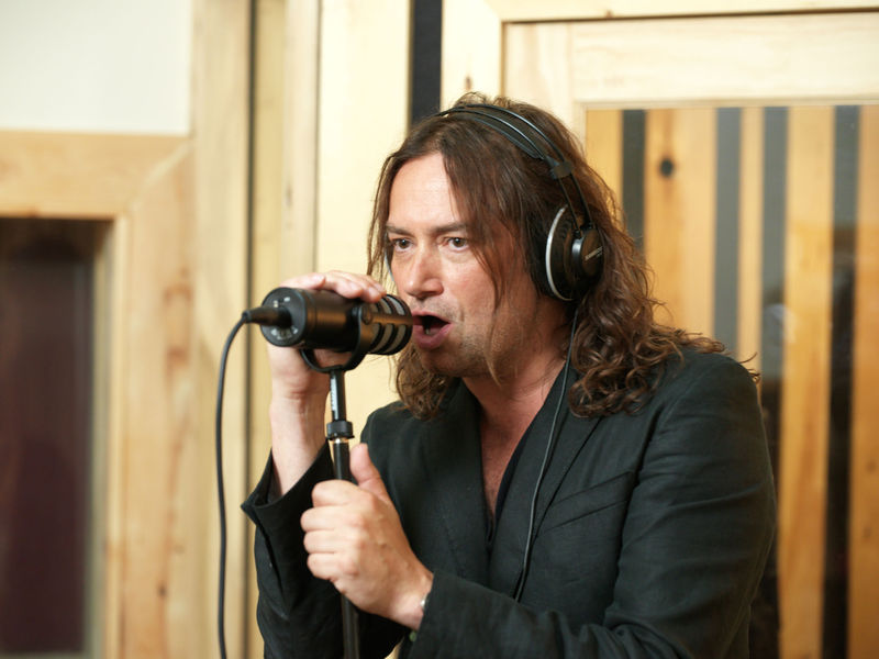 q9x (constantine-maroulis).jpg