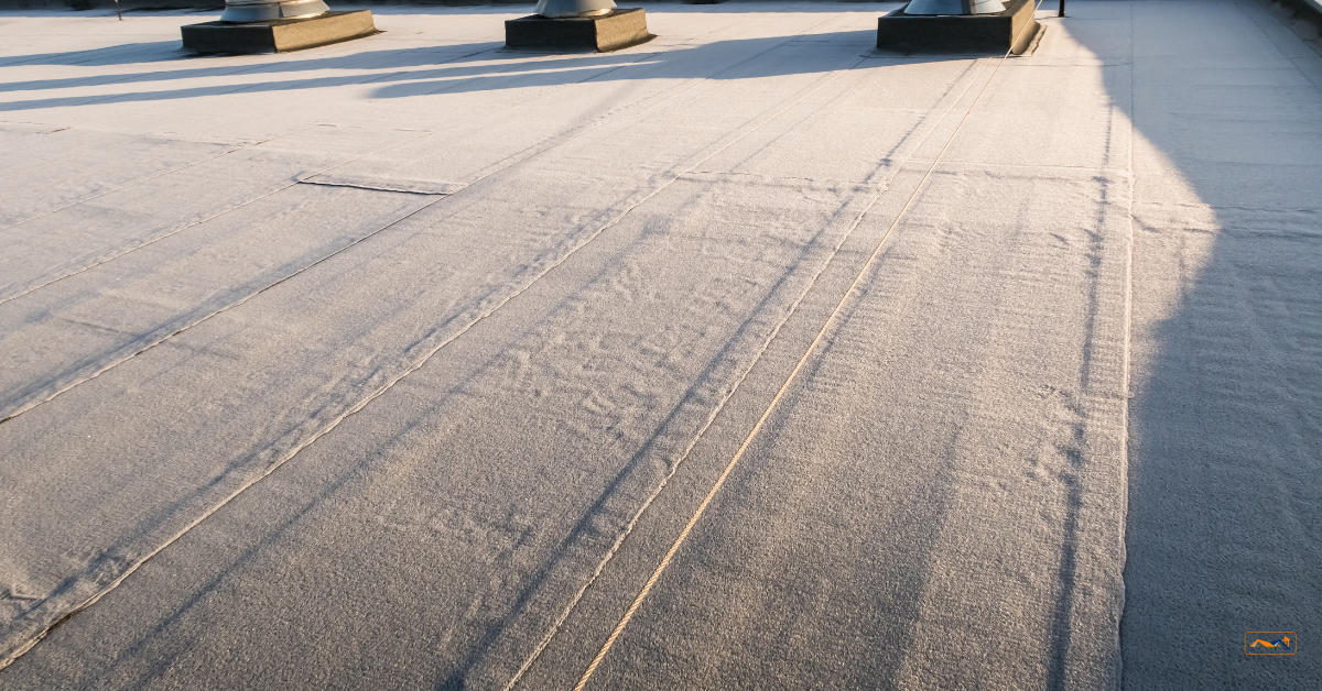 Sneew op plat dak