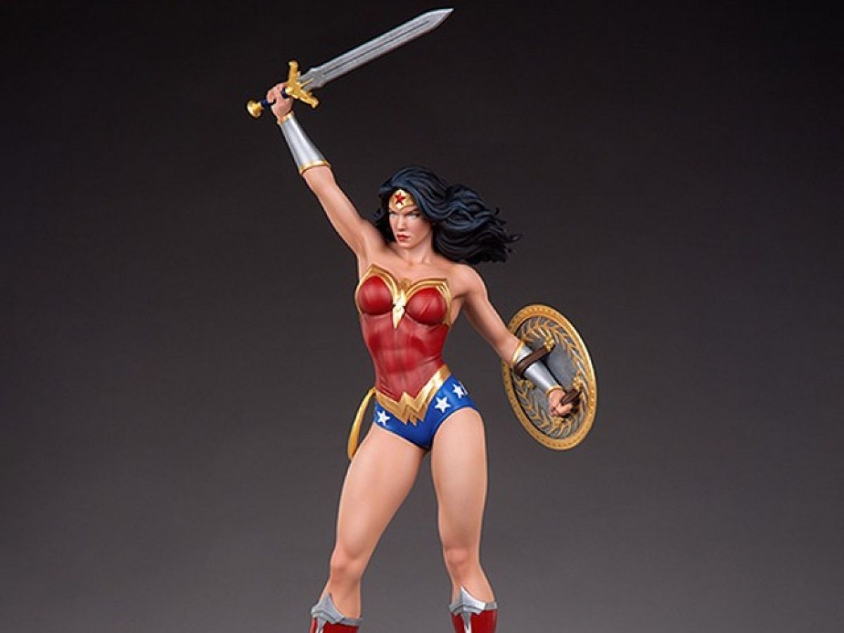 DC Comics: Wonder Woman 1:6 Scale Maquette - POW! The Hero In You