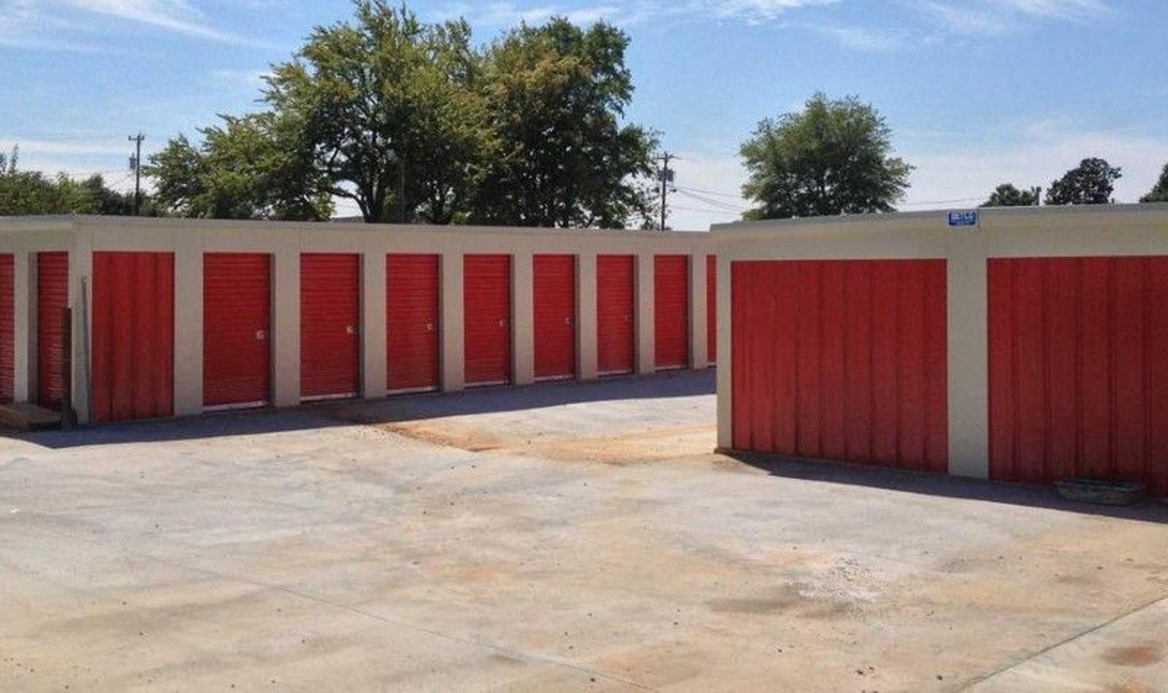 Prime Storage - Burlington Maple Ave. photo 3