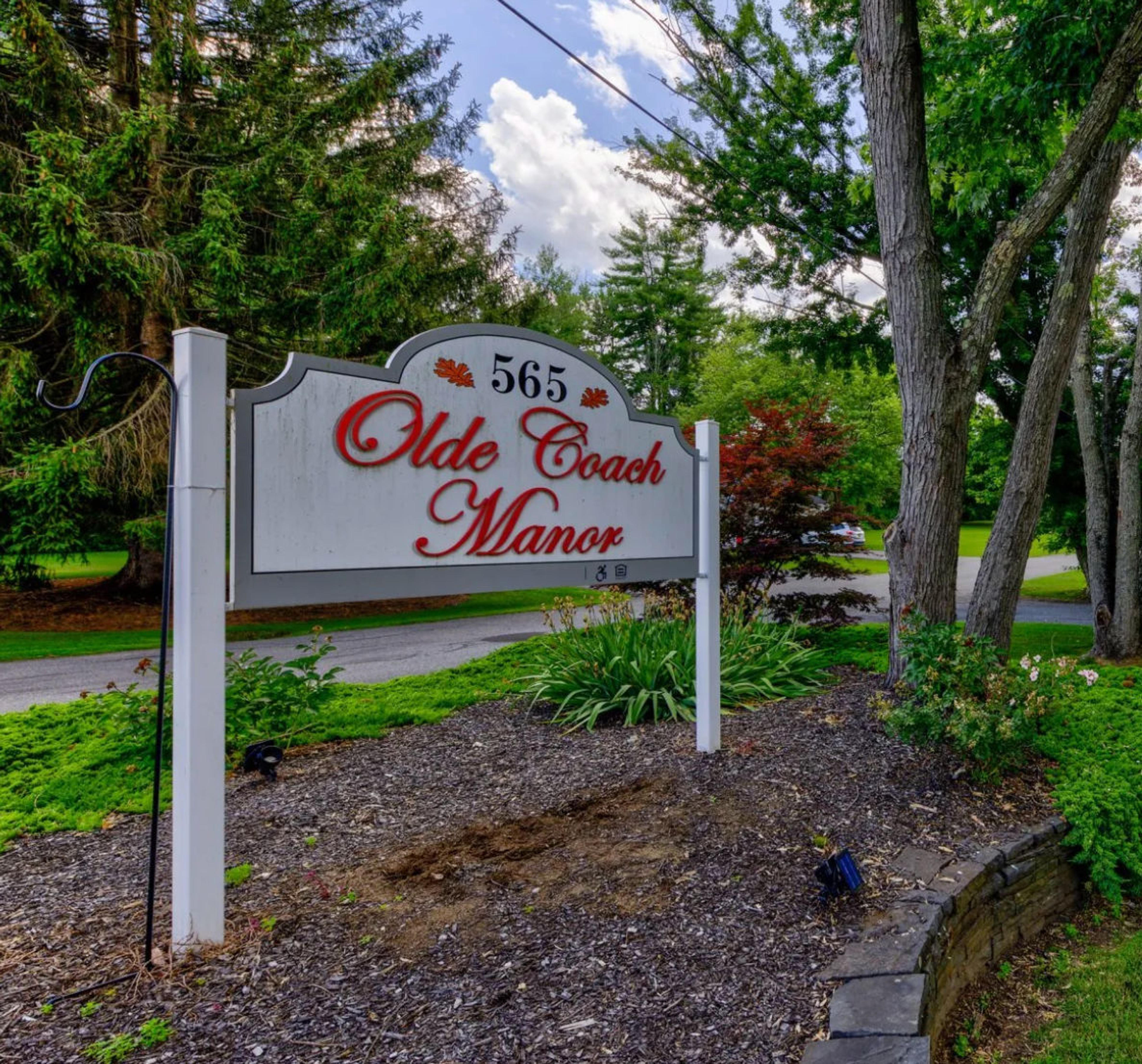 Olde Coach Manor photo 1