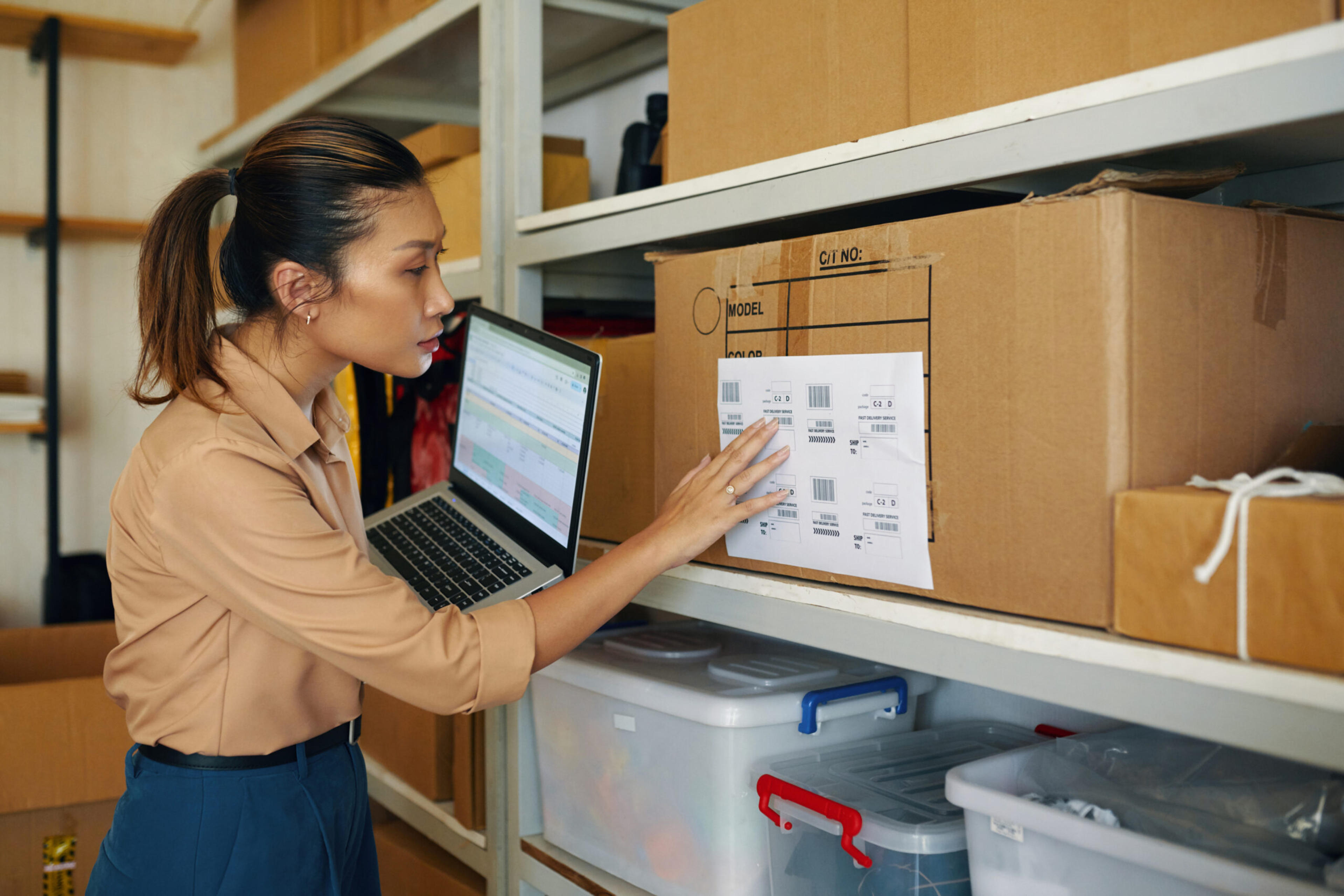 Storage units for inventory, logistics, distribution, forward stocking