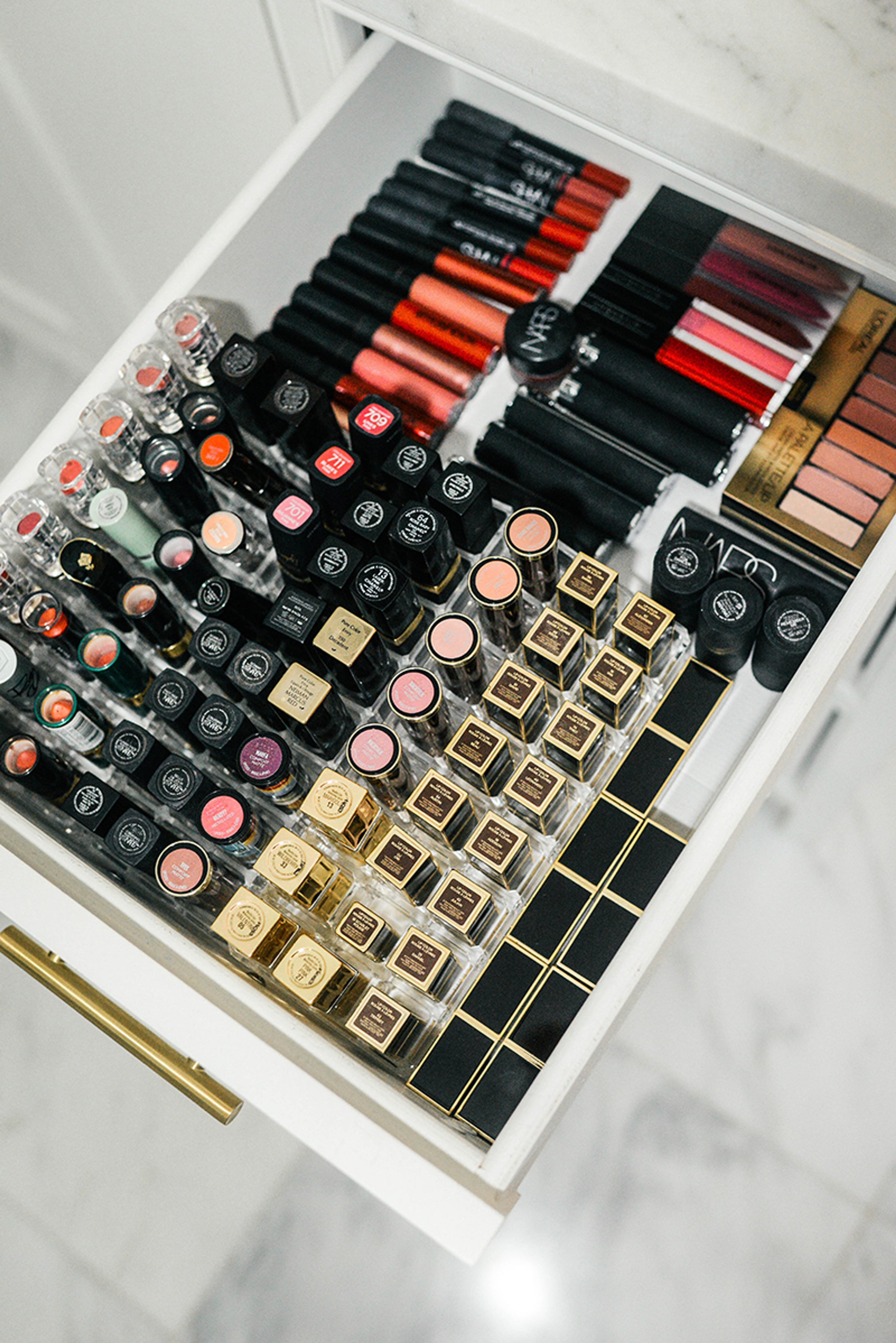 Organized Make-Up Drawer