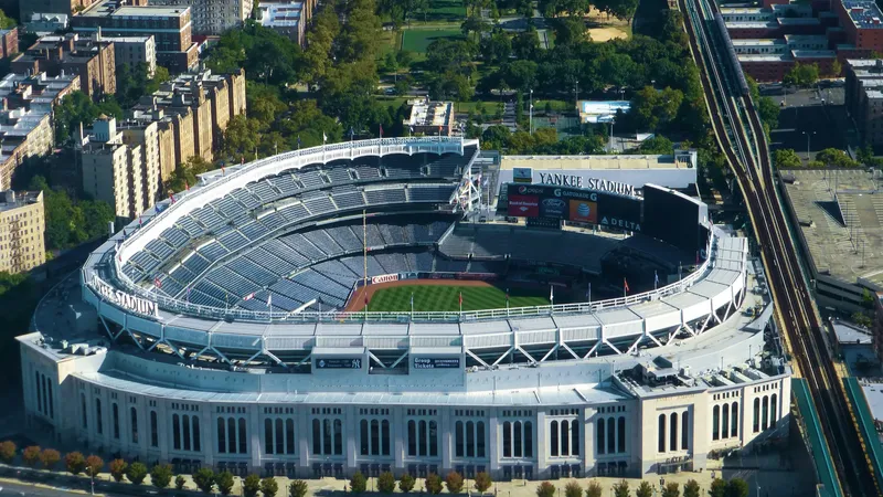 Yankee Stadium Bag Policy: Rules for Backpacks, Laptops, and What You ...