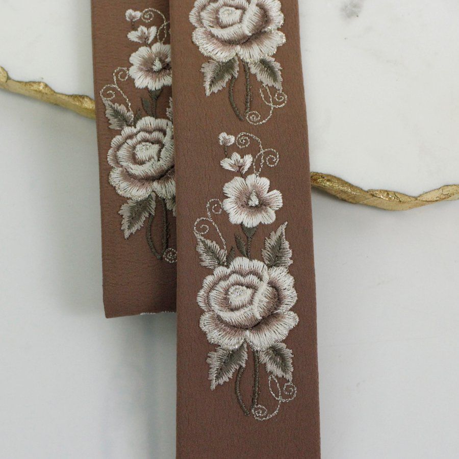 Selected Thumbnail Image