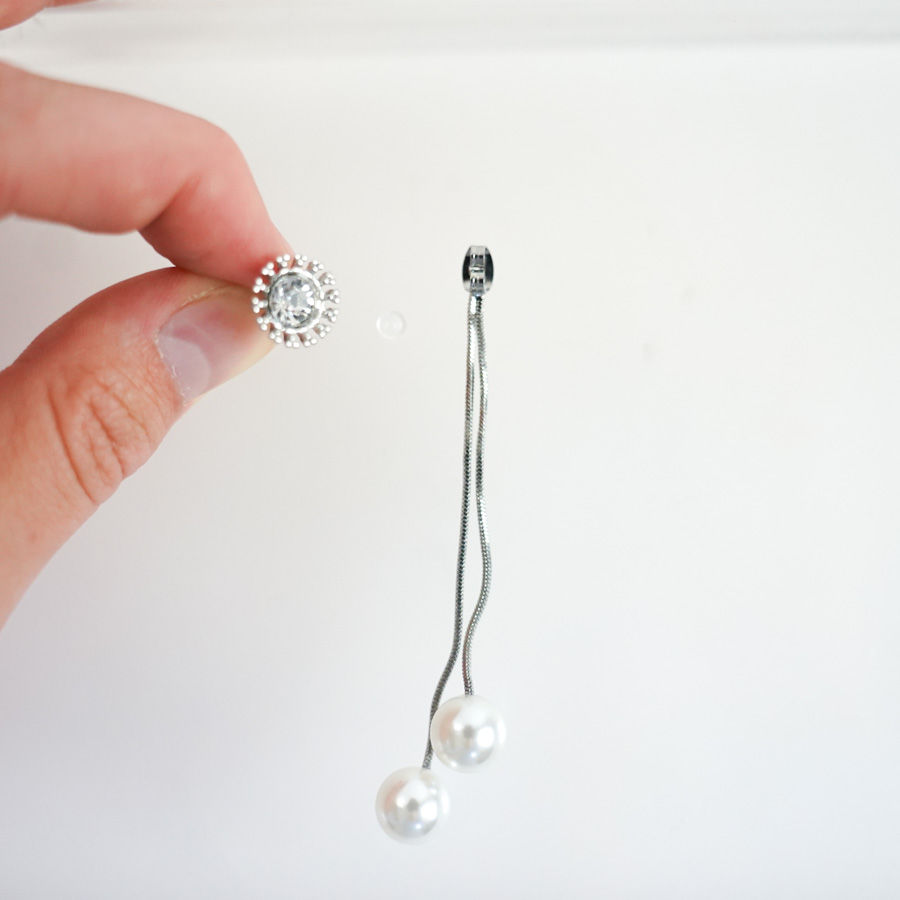 Selected Thumbnail Image