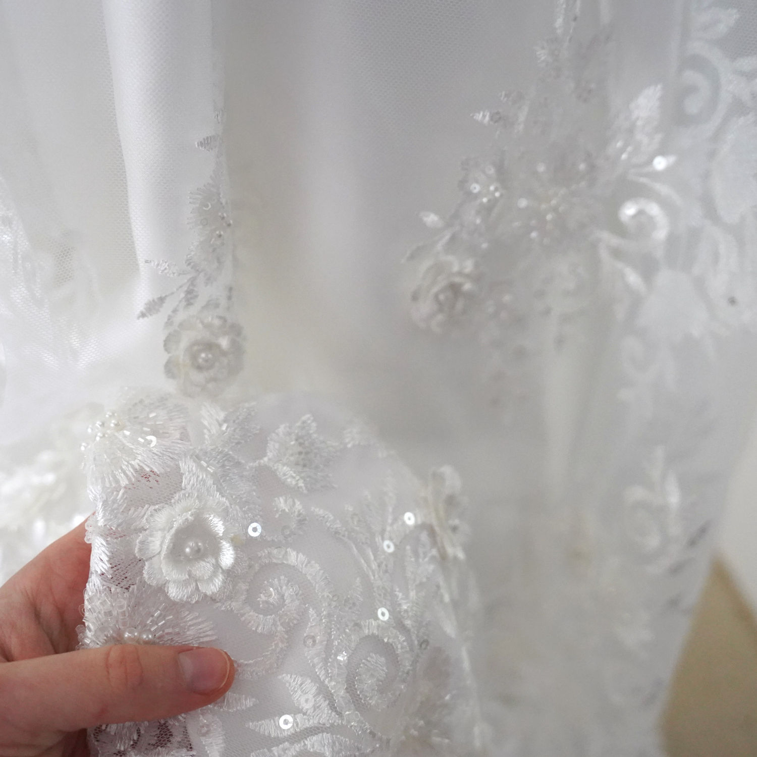 Selected Thumbnail Image