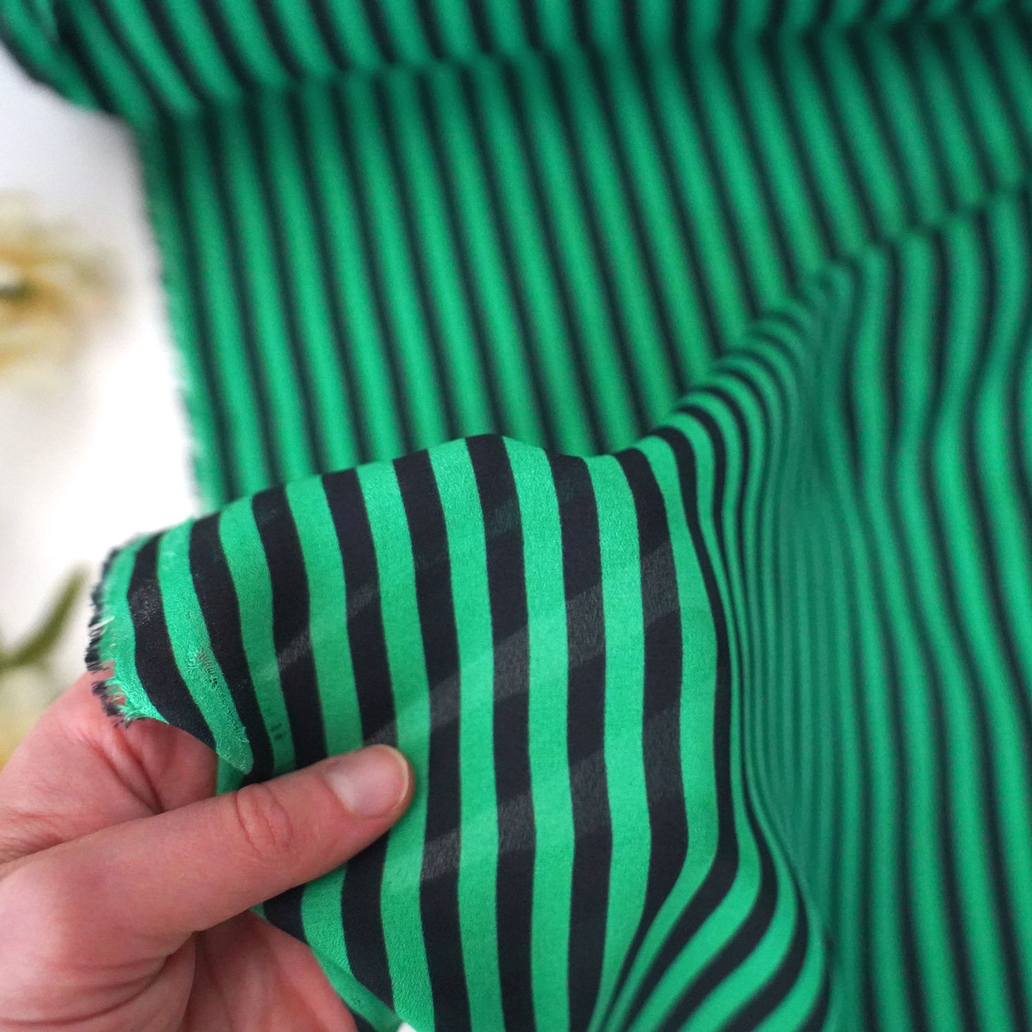 Selected Thumbnail Image