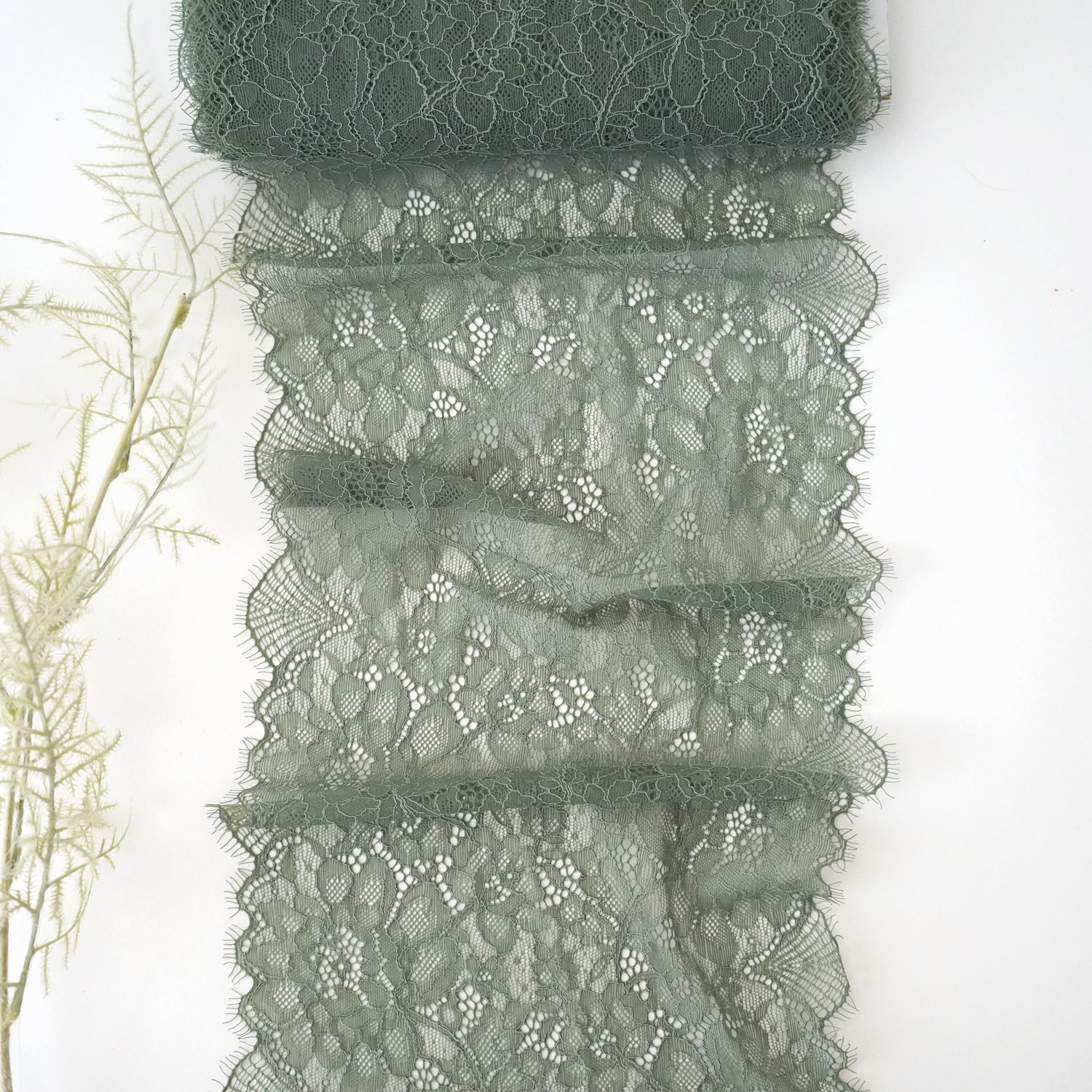 Selected Thumbnail Image
