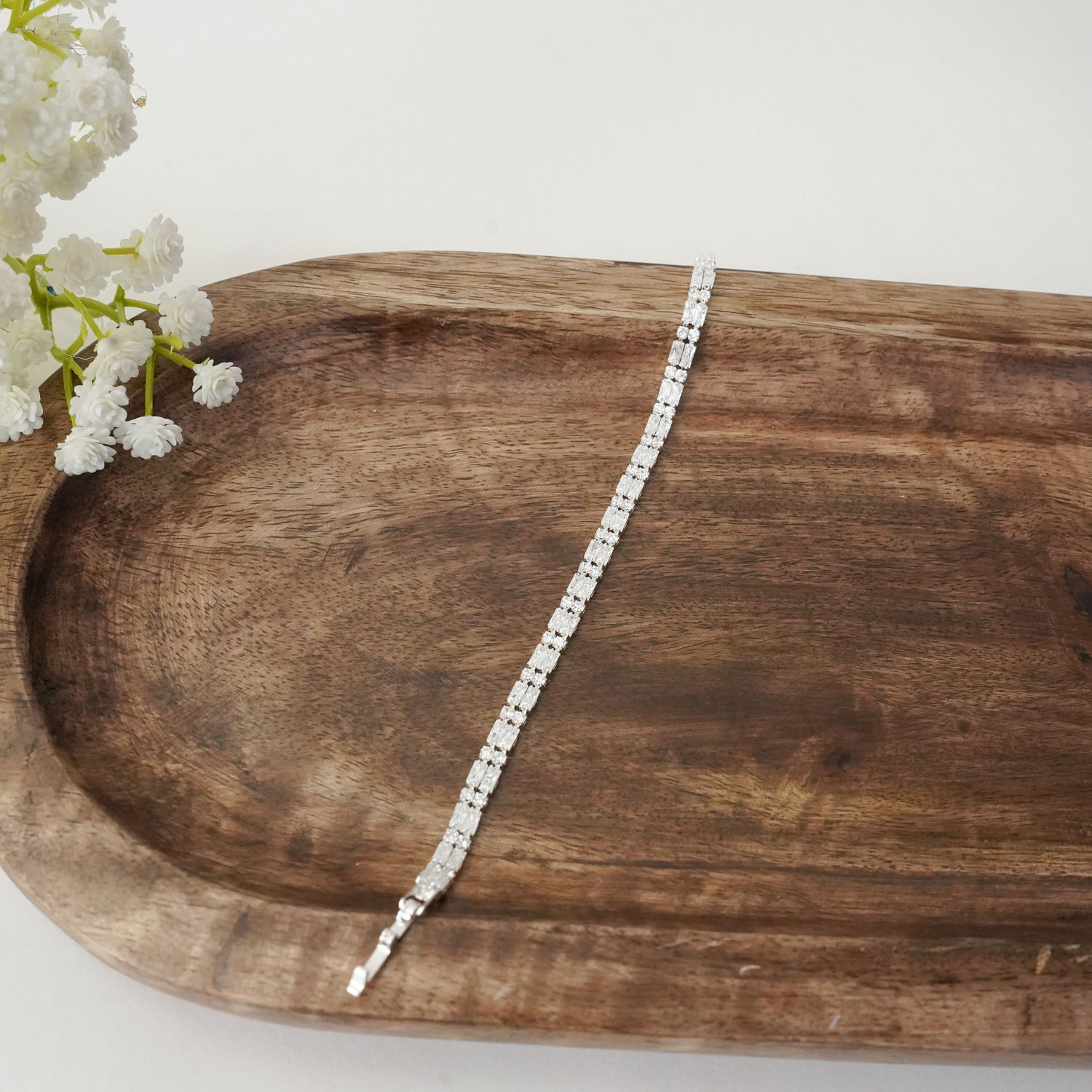 Selected Thumbnail Image