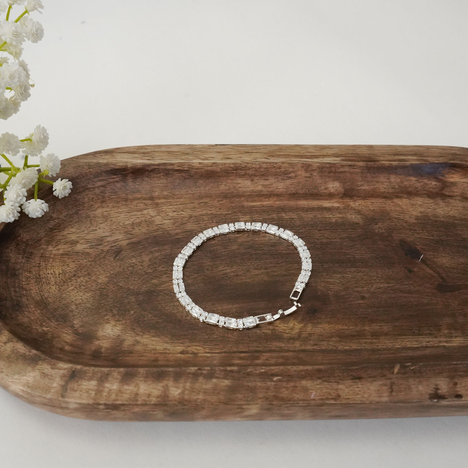 Selected Thumbnail Image