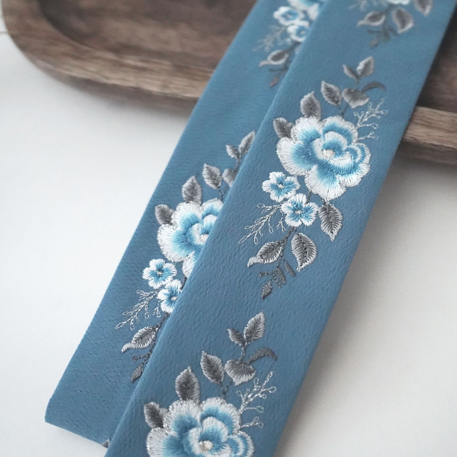 Selected Thumbnail Image