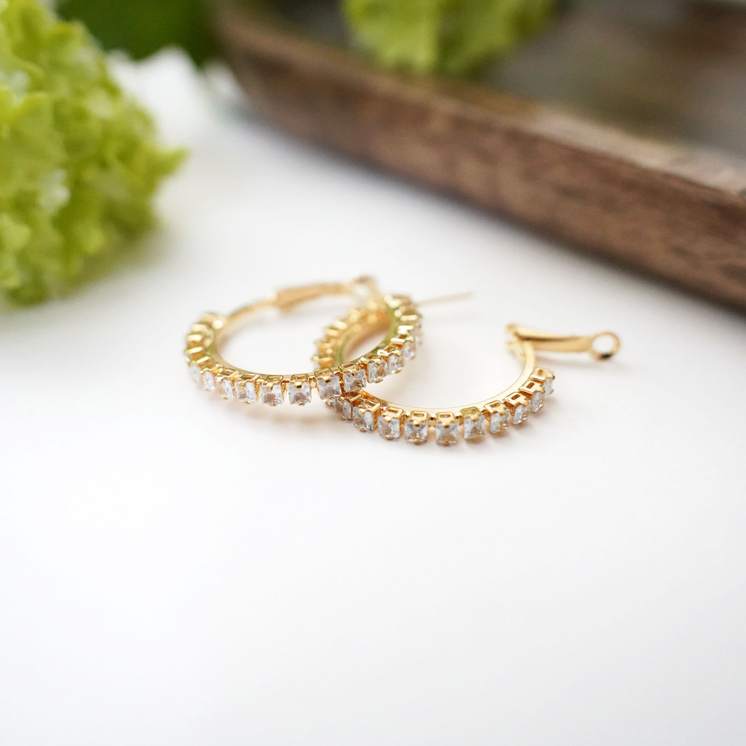 Selected Thumbnail Image