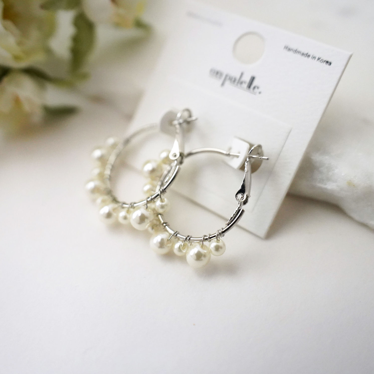 Selected Thumbnail Image