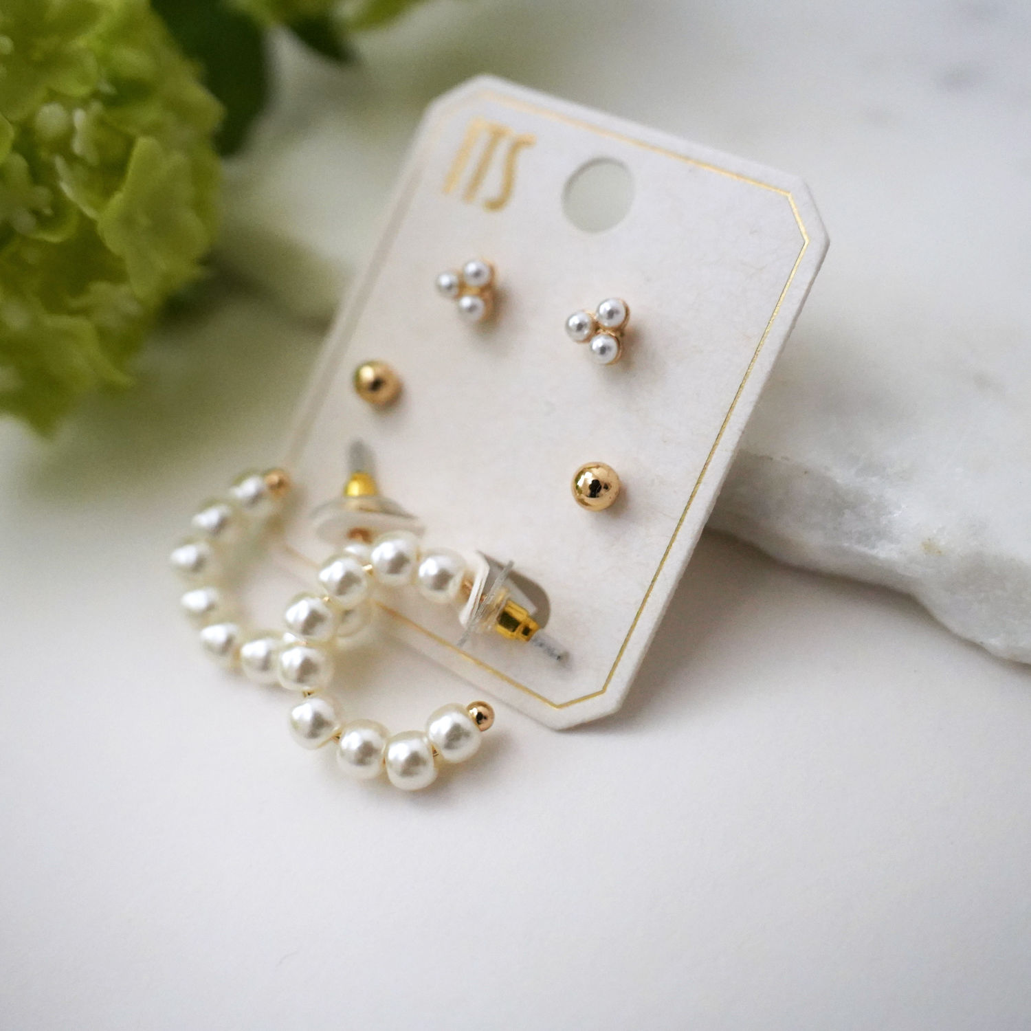 Selected Thumbnail Image