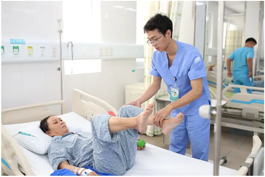 Chăm sóc sức khỏe sau đột quỵ: Hướng dẫn và Lời khuyên hiệu quả