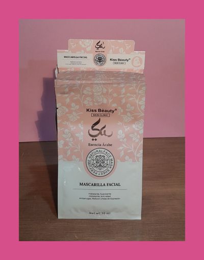 Mascarilla Facial hidratante antiarrugas esencia árabe Yara. Kiss Beauty