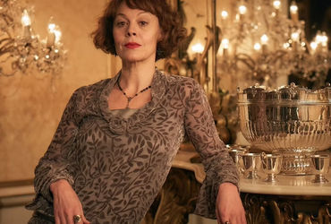 Polly's Peaky Blinders Prequel: A Story of Strength and Resilience