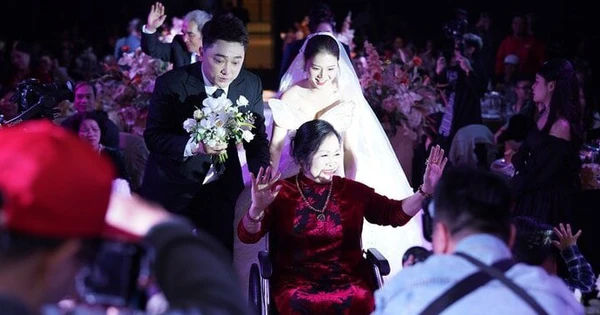 Hôn Lễ Của Ca Sĩ Yanbi và Diễn Viên Trang Abby