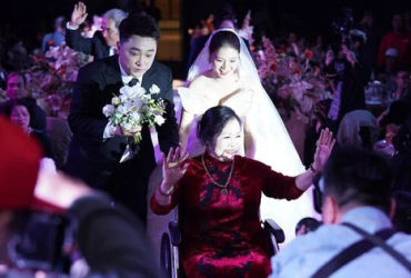 Hôn Lễ Của Ca Sĩ Yanbi và Diễn Viên Trang Abby