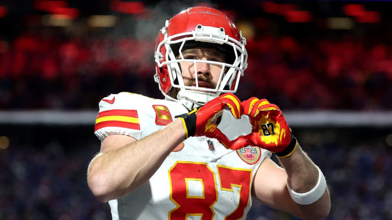 The Love-Filled Touchdown: Travis Kelce's Heartfelt Celebration